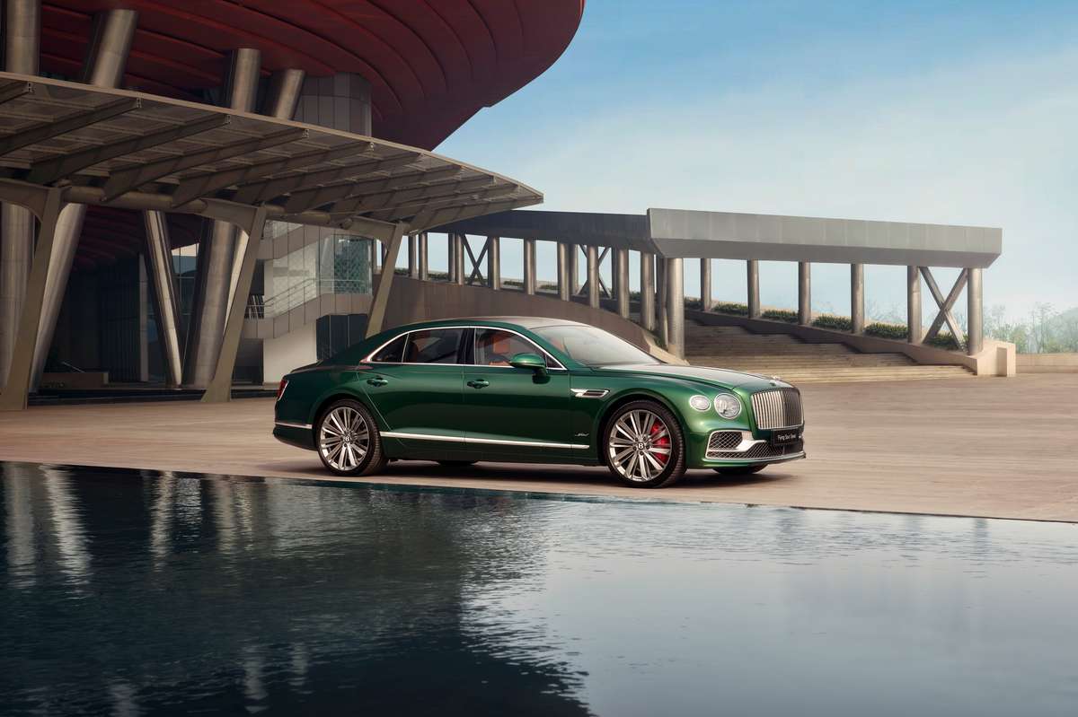 بنتلي Mulliner 